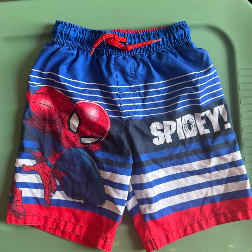 Excellent condition!  Boys Spider-Man Swim Trunks. Size 5T.